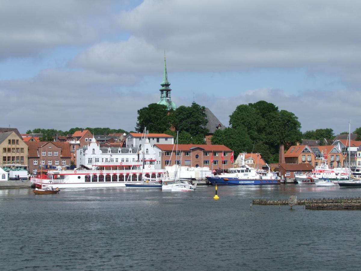 Ostseehotel Kappeln By Team Schleifee Exterior photo